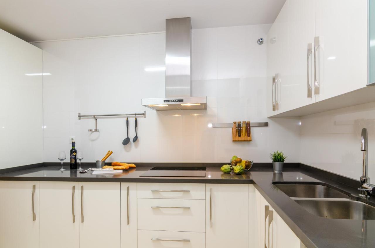 Wintowinrentals Teatinos, Metro, Free Parking & Pool. * Malaga