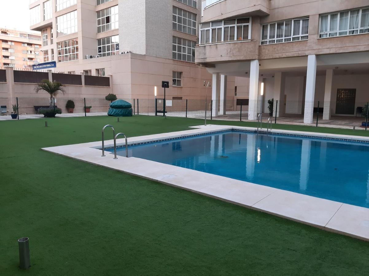 Apartment Wintowinrentals Teatinos, Metro, Free Parking & Pool. Malaga